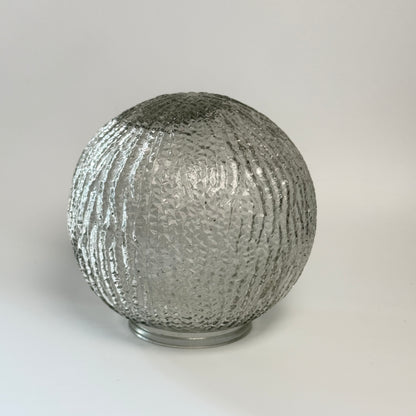 2 Vintage Außenwandleuchten – E.S. Horn Ice Ball