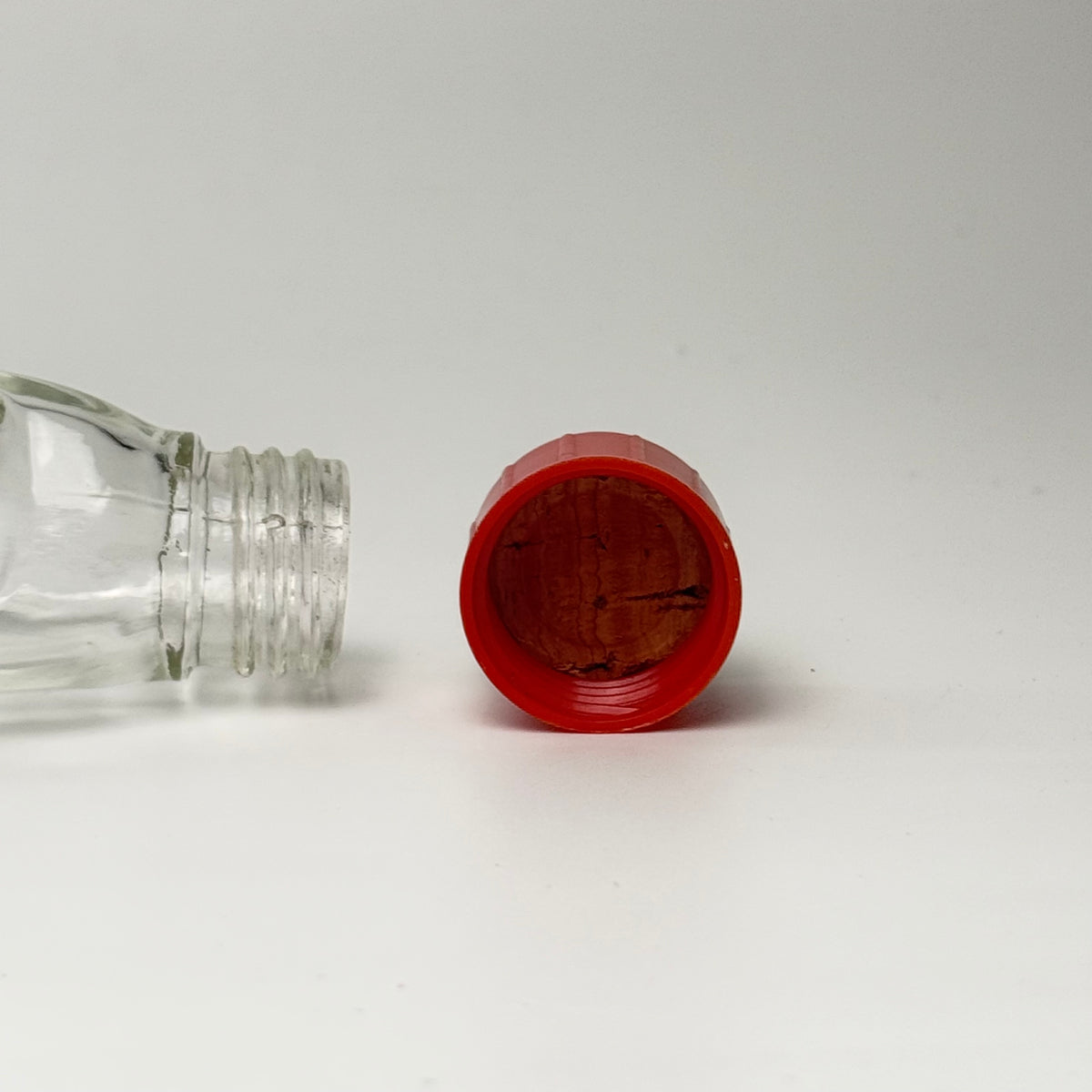 Vintage Seehund-Flasche aus Glas mit Stopfen, deutsch