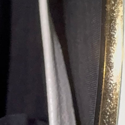 Wunderschöne weiße Lederclutch mit Handgelenkriemen – 1960er