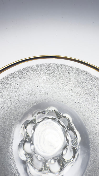 Coupéglas im Set mit rauer granulierter Glasoberfläche und Goldrand