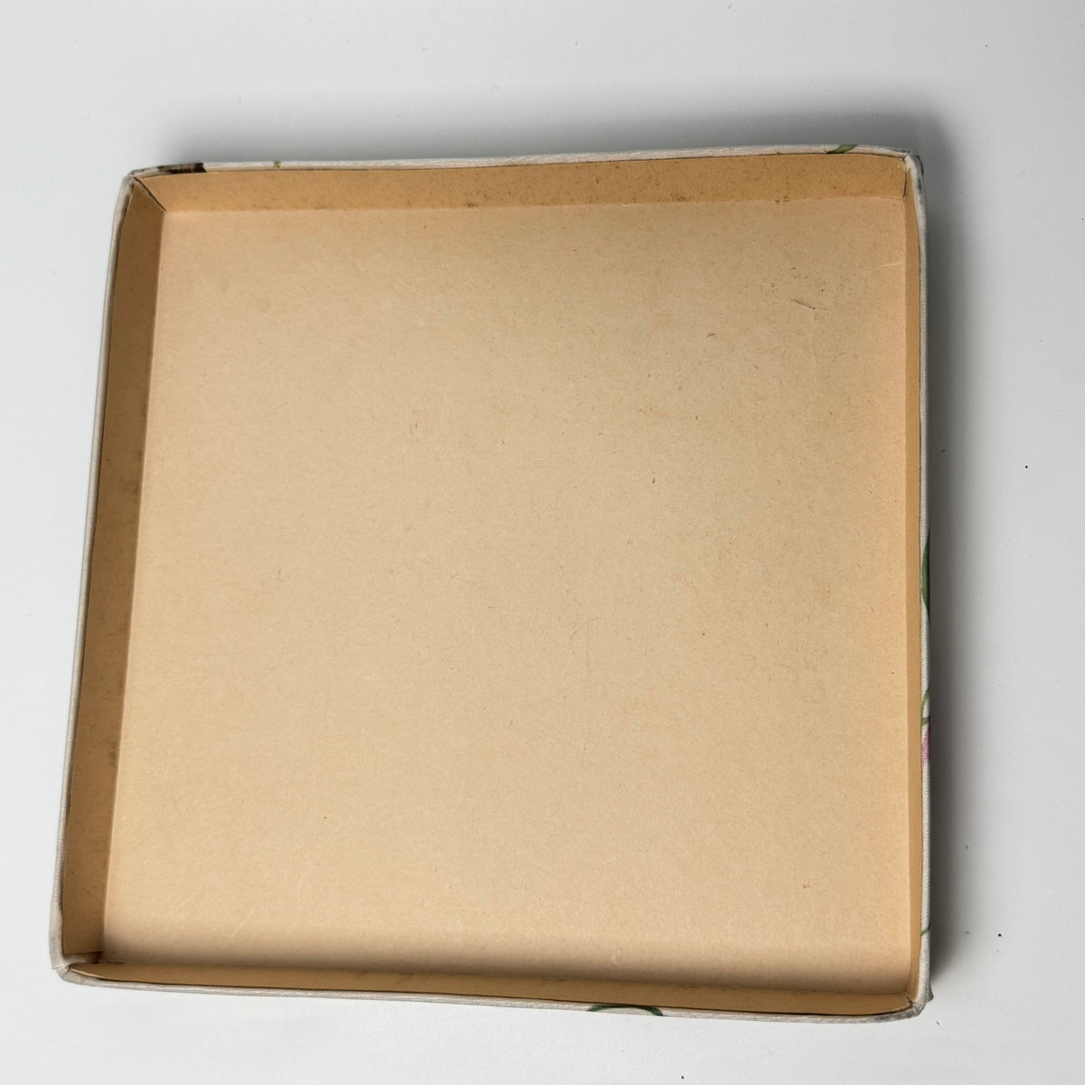 Trumpf Paradiso Vintage Pralinenschachtel mit Vögeln – 1950er/60er Jahre