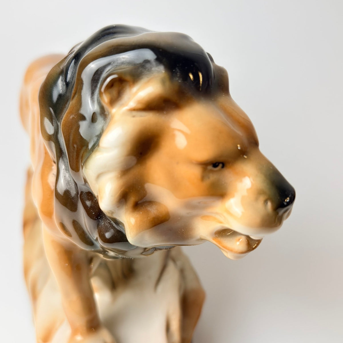 Løve i porcelænsfigur, mrk. nr. 9299, vintage fra 1930 - 1940'erne - Frøken Lilly