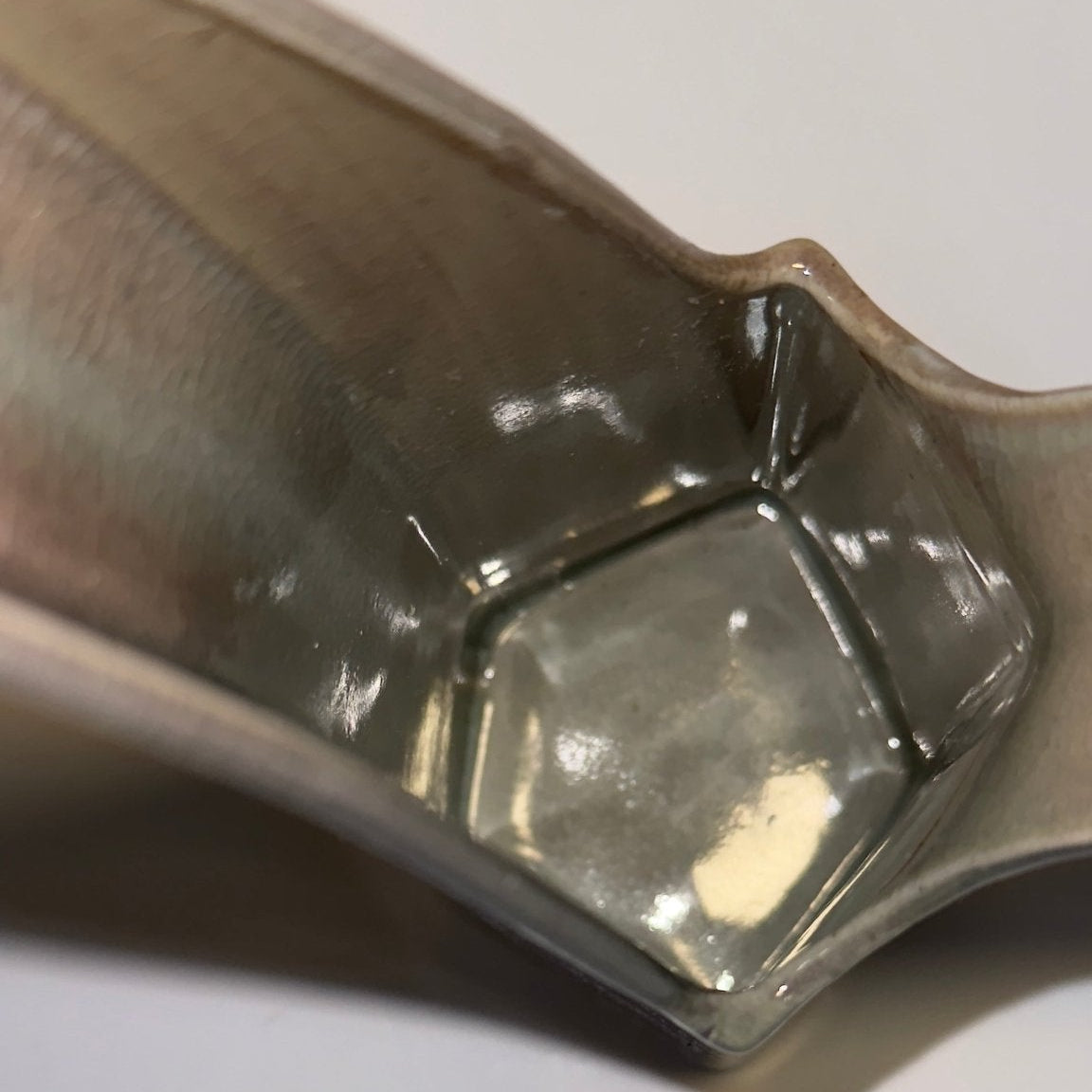 Niels Huang kande – dansk studiokeramik – signeret – skulpturel form 22 cm - Frøken Lilly