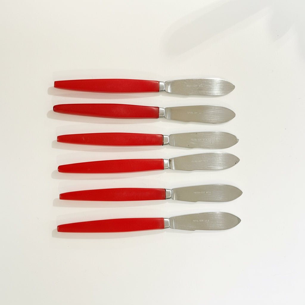 Vintage smørknive - 6 stk. rustfrit stål med røde håndtag - retro bestik 1960 - 70'erne - Frøken Lilly